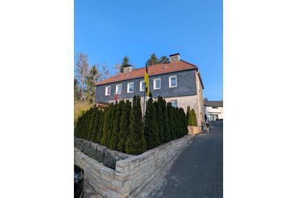 Familienfreundliche DHH mit Garten, Pool & moderner Elektrik - Wuppertal Gemarkung Nächstebreck