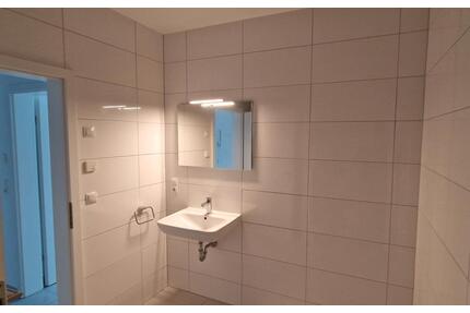 Erdgeschoss Wohnung zu vermieten, Küche, Terrasse, Wärmepumpe - Westoverledingen