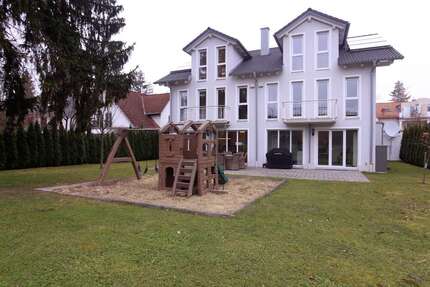 Haus zum Kaufen in Baldham 2.999.000,00 € 380 m²