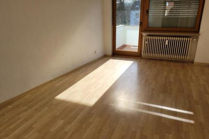 schöne 1 ZKB mit Balkon in St.Arnual - Saarbrücken St. Arnual