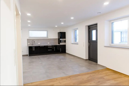 Moderne 2,5-Zimmer-Wohnung mit EBK in Rügheim - Hofheim in Unterfranken