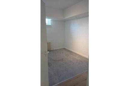 3 Gewerberäume Souterrain (gesamt 45 m²) im Untergeschoss Berlin-Hohenschönhausen – Hansastraße 216