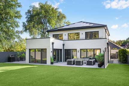 Haus zum Kaufen in Ellerbek 2.495.000,00 € 268 m²