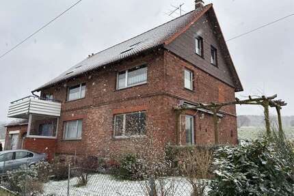 Haus zum Kaufen in Extertal 189.000,00 € 220.39 m²