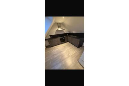 2 Zimmer Wohnung Dachgeschoss - 680,00&nbsp;EUR Kaltmiete, ca.&nbsp; 69,00&nbsp;m&sup2; in Herzebrock-Clarholz (PLZ: 33442)