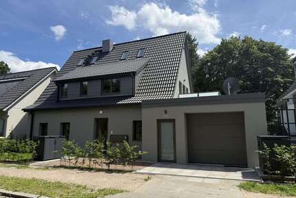 Haus zum Mieten in Hamburg 3.093,12 € 172 m²