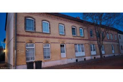 Schöne 3 Raum wohnung - 467,00&nbsp;EUR Kaltmiete, ca.&nbsp; 74,00&nbsp;m&sup2; in Bitterfeld-Wolfen (PLZ: 06803) Greppin