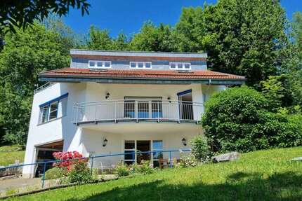 Haus zum Mieten in Großerlach 1.100,00 € 200 m²