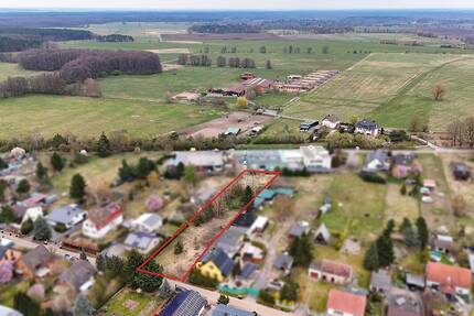 Unbebautes Grundstück innerhalb einer Wohnsiedlung - Oranienburg Germendorf