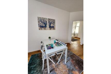 Wiesbaden helle 2 Zimmerwohnung 87 m² möbliert und ausgestattet