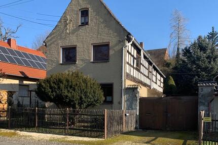 Charmantes Bauernhaus mit großem Grundstück - Schkölen