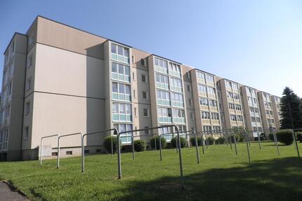 Treppe rauf, Miete runter - 267,00&nbsp;EUR Kaltmiete, ca.&nbsp; 53,32&nbsp;m&sup2; in Lugau/Erzgebirge (PLZ: 09385)