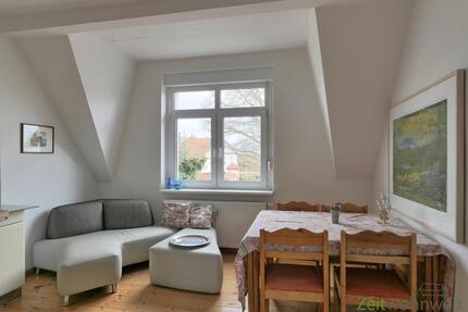 (EF1253_M) Magdeburg: Hopfengarten, möblierte 2-Zimmer-Wohnung Haushälfte mit separatem Eingang