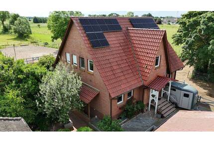 *** Pferdeliebhaber aufgepasst *** Einfamilienhaus mit Pferdehaltung direkt am Haus *** - Drage