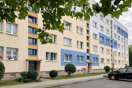 Wohnung zum Mieten in Gera 374,06 € 59.85 m²