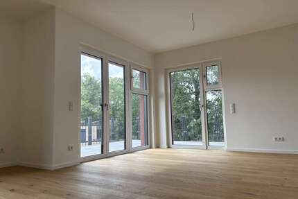 Wohnung zum Mieten in Berlin 2.282,72 € 123.39 m²