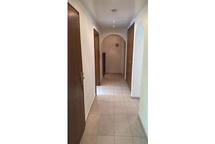 3 Zimmerwohung zu vermieten - 1.550,00&nbsp;EUR Kaltmiete, ca.&nbsp; 70,00&nbsp;m&sup2; in München (PLZ: 81476) Thalkirchen-Obersendling-Forstenried-Fürstenried-S