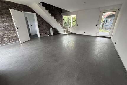 Haus zum Mieten in Geilenkirchen 1.140,00 € 110 m²