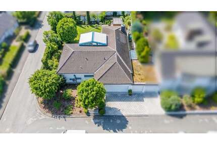 Haus zum Kaufen in Düsseldorf-Unterbach 1.550.000,00 € 268 m²