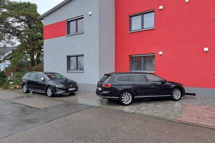 Moderne Luxus Traumwohnung in ruhiger Lage - 210?m² Wfl mit 7 Zimmern, zwei Bädern + 300m2 Garten - Burgthann Ezelsdorf