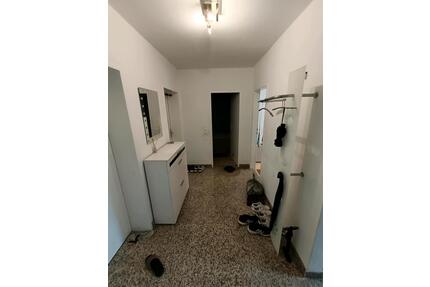 Ein Zimmer in 3 zimmer WG frei - 720,00&nbsp;EUR Kaltmiete, ca.&nbsp; 18,00&nbsp;m&sup2; in München (PLZ: 80937) Am Hart