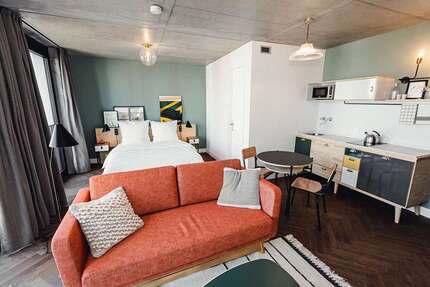 Wohnung zum Mieten in Berlin 1.400,00 € 31 m²