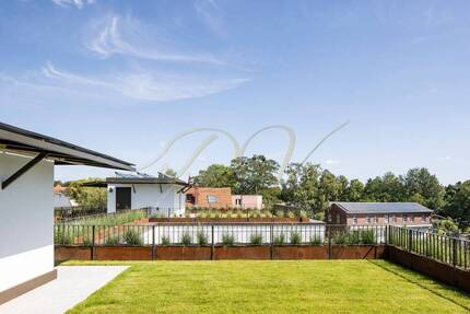 Aktion! Provisionsfrei! Luxuriöse 4-Zimmer-Wohnung mit weitläufigem Dachgarten und sonniger Terrasse - Berlin Lichterfelde