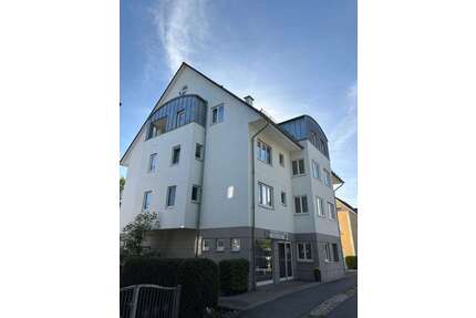 Wohnung zum Kaufen in Reinsdorf 65.000,00 € 64 m²