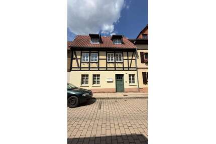 Haus zum Kaufen in Haldensleben 240.000,00 € 137.55 m²