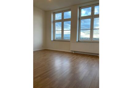 2 Zimmer Wohnung in Burg (Zentral) 2ZKB