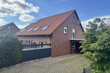 Haus zum Kaufen in Wolfsburg 589.000,00 € 215 m²