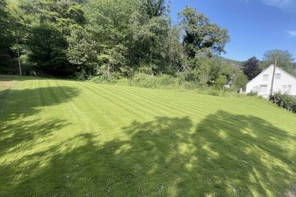 Ihr Grundstück an der Mosel - 759 m², Bachlauf, sofort bebaubar - Traben-Trarbach