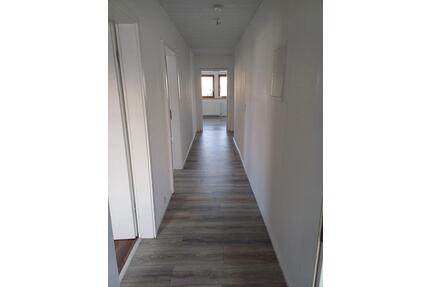 Schöne helle Wohnung 90qm zzgl. ausgebautem Dachboden - Selent