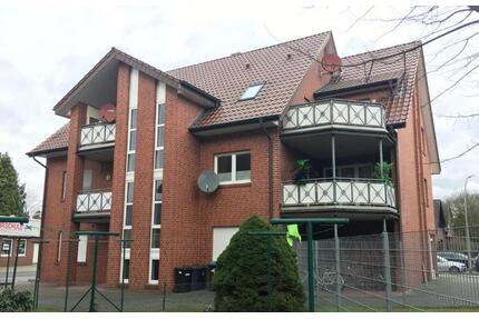 Schicke 3-Zimmer Dachgeschoss Wohnung, mit Einbauküche, im Zentrum von Lingen - Lingen (Ems)