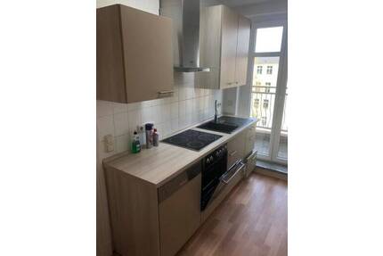 ~ Helle 2-Zimmer-Wohnung mit Balkon und Einbauküche in der Paulsstadt ~ - Schwerin