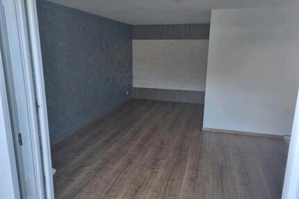 Wohnung zur Miete - 700,00&nbsp;EUR Kaltmiete, ca.&nbsp; 75,00&nbsp;m&sup2; in Pirmasens (PLZ: 66955) Niedersimten