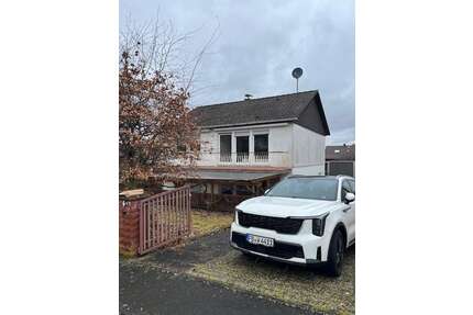 Haus zum Kaufen in Glauburg-Stockheim 319.000,00 € 140 m²