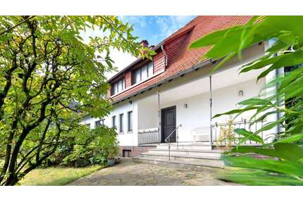 Haus zum Kaufen in Moers 699.000,00 € 319.83 m²