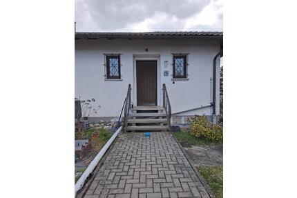 Wohnung zu vermieten Renovierungsbefürftig - Rödental