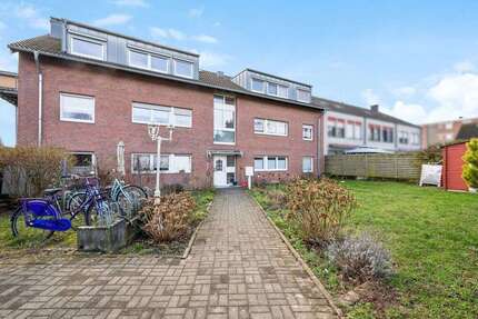 Haus zum Kaufen in Grevenbroich 1.200.000,00 € 588 m²