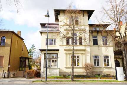 Haus zum Kaufen in Naumburg 449.000,00 € 520 m²