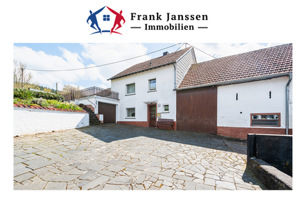 Haus zum Kaufen in Rockeskyll 142.000,00 € 114 m²