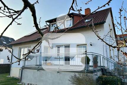 Solides EFH mit Doppelgarage in Pommersfelden-Sambach...Geräumiges Zuhause mit Herz