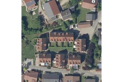 2-Zimmer Dachgeschosswohnung mit Balkon und TG in Hengersberg