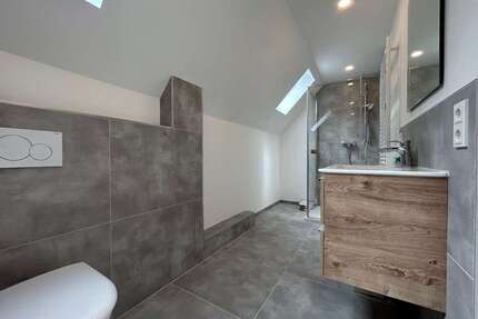 Haus zum Mieten in Bonn 2.100,00 € 150 m²