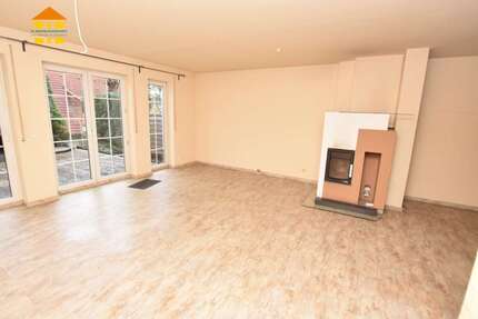 Wohnung zum Mieten in Burkhardtsdorf 1.100,00 € 164 m²
