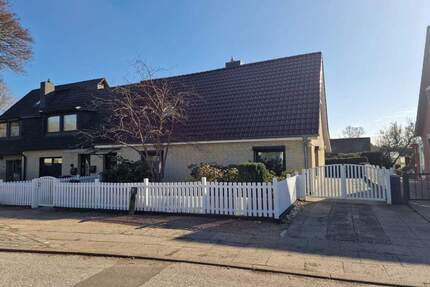 Viel Platz zum Wohnen - mit sagenhaftem Grundstück. - Hamburg Billstedt