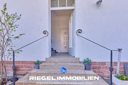 Haus zum Kaufen in Mannheim Neckarau 869.000,00 € 342.02 m² - Mannheim / Neckarau