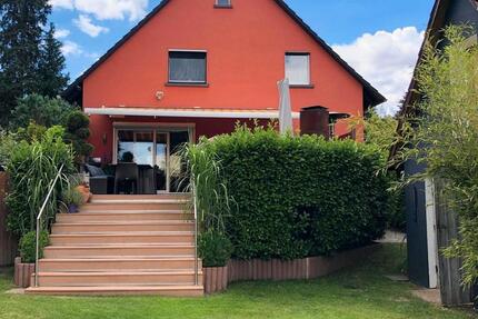 *Freistehendes EFH in Neu-IsenburgBuchenbusch mit großem Garten*