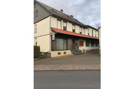 Mehrfamilienhaus + ehemalige Bäckerei - Romrod